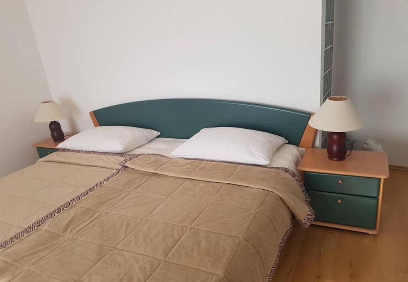 Apartments Javi - Free Private Parking Trogir Dış mekan fotoğraf